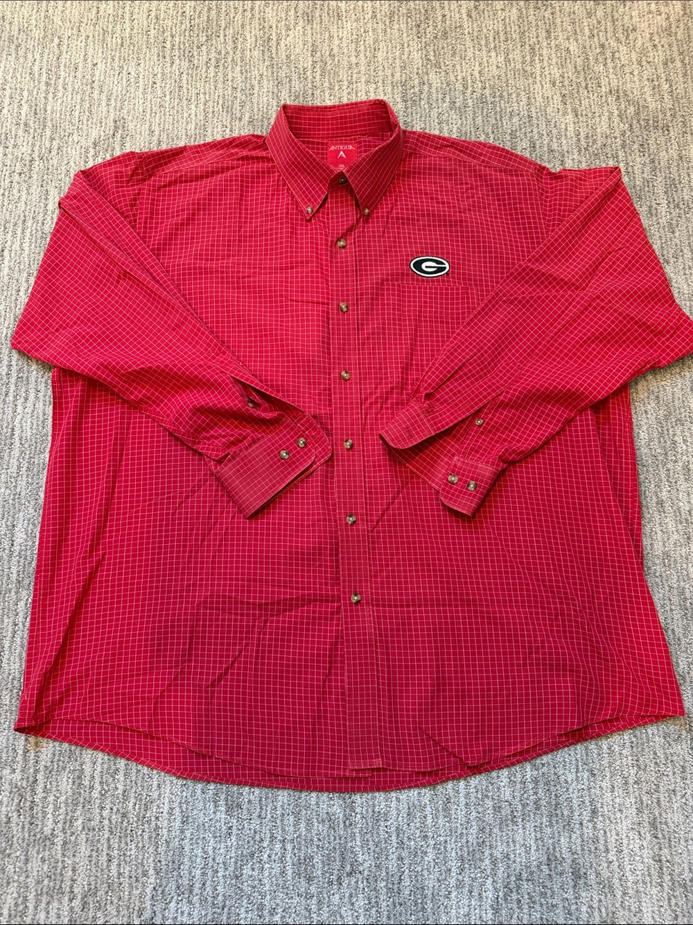 UGA / Georgia Bulldogs Antigua Ellis Long Sleeve Button